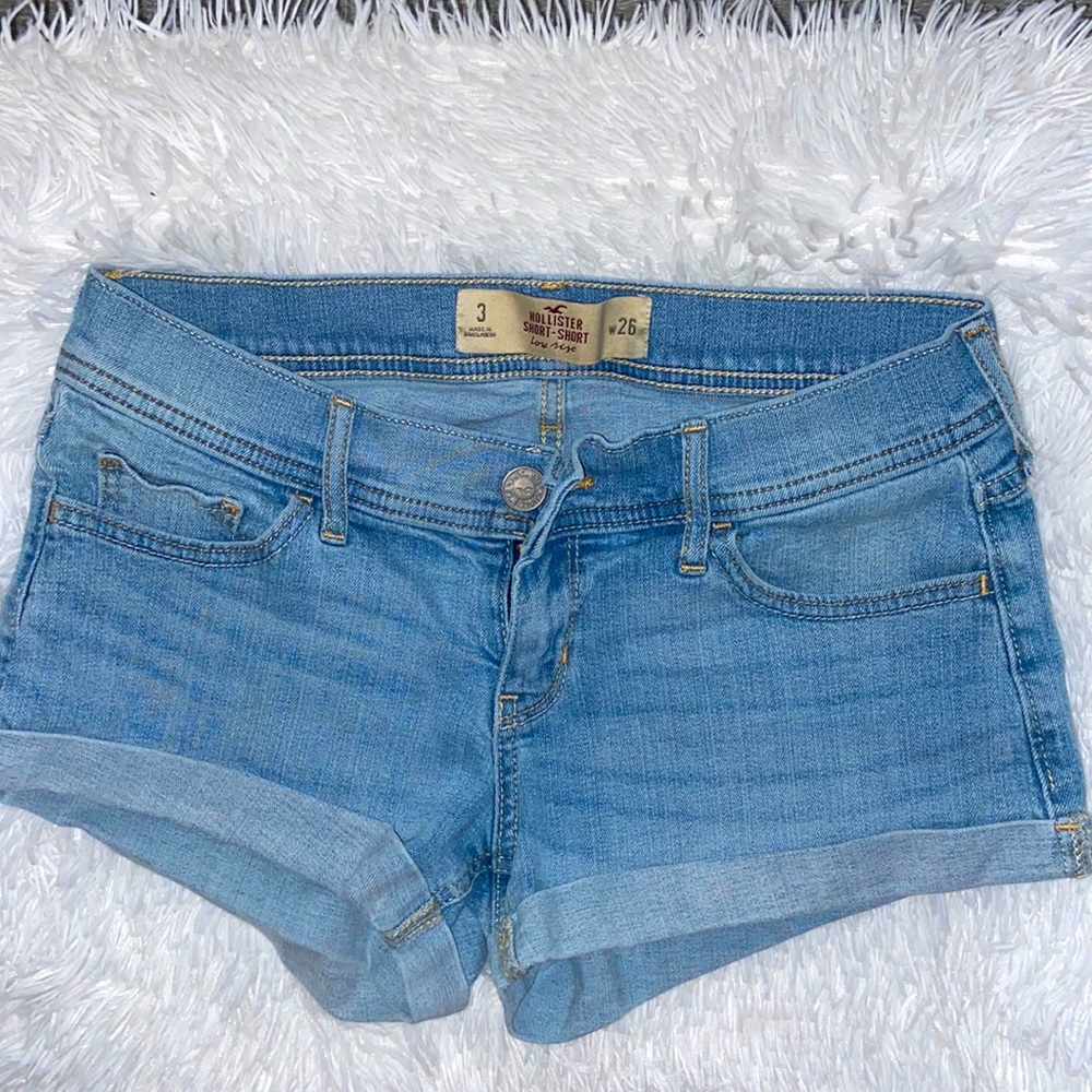 Hollister branded Short Shorts: light-washed